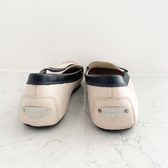 Michael Kors Beige Black Leather Loafers Size 10 - Picture 5 of 7